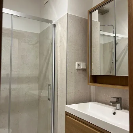 Apartment Bilbao, 3min Walk To Guggenheim With Ac *